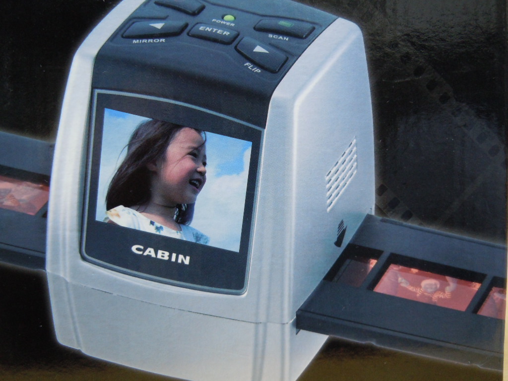 Ｃｏｍｐａｃｔ Ｆｉｌｍ ＳｃａｎⅡ　ＣＦＳ－０２　３５ｍｍネガフィルム・ポジフィルムをデジタル化　レンタル