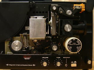 �b�g�h�m�n�m�@�r�n�t�m�c�U�T�O�O�@�W�����t�B�����f�ʋ@�̔��@